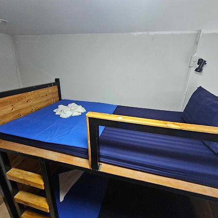 Eq Hostel 通萨拉 外观 照片