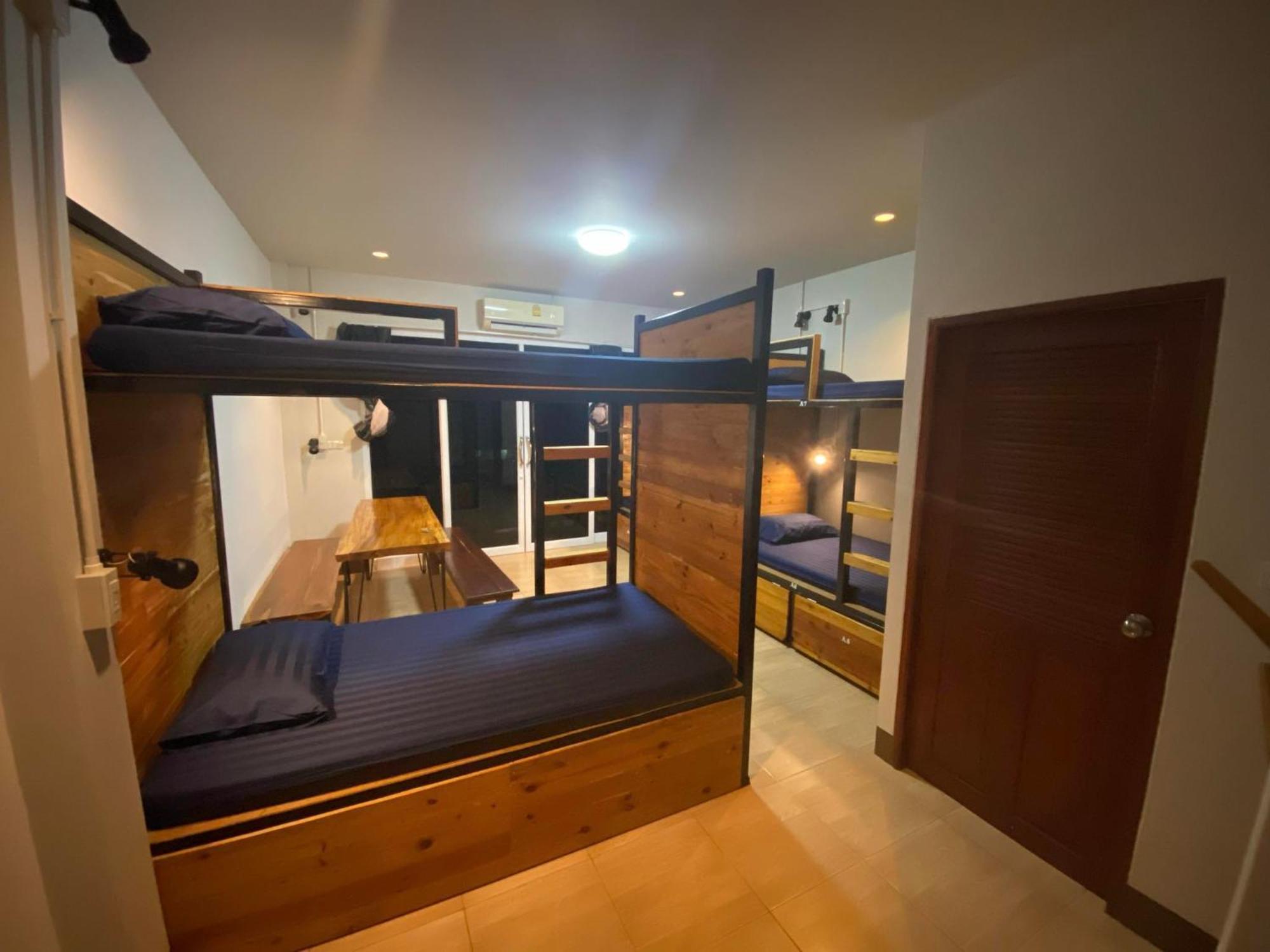 Eq Hostel 通萨拉 外观 照片