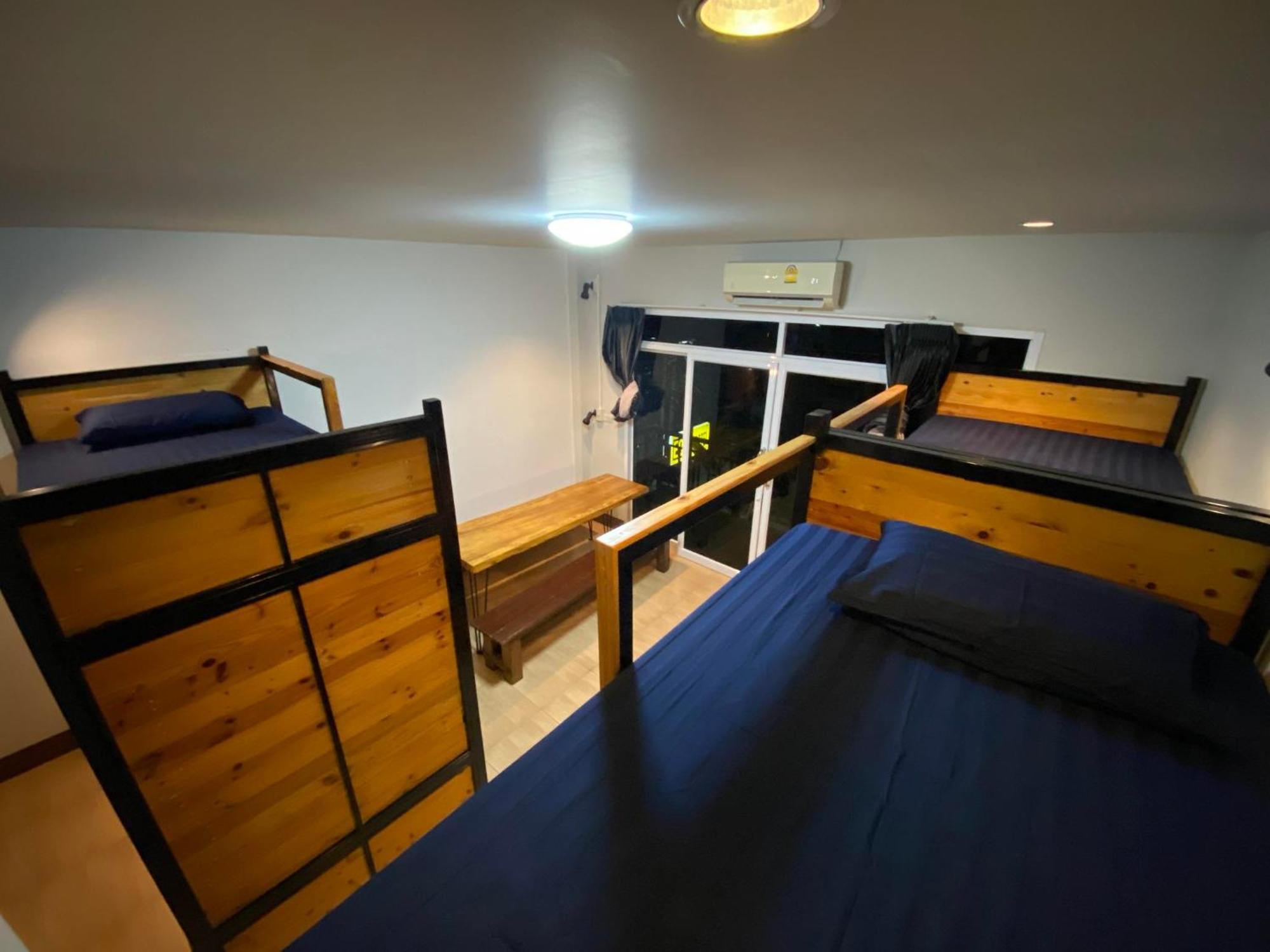 Eq Hostel 通萨拉 外观 照片