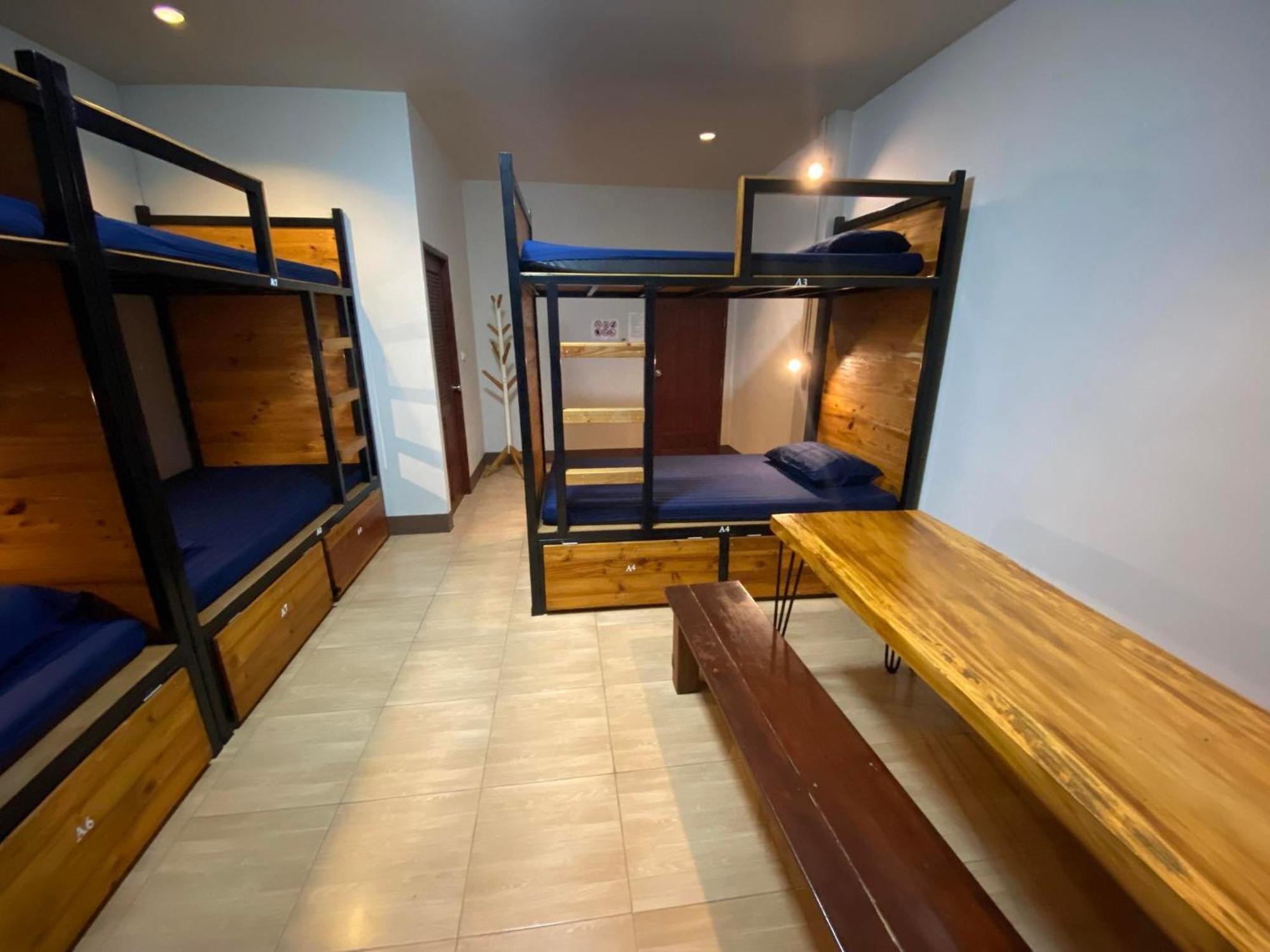 Eq Hostel 通萨拉 外观 照片