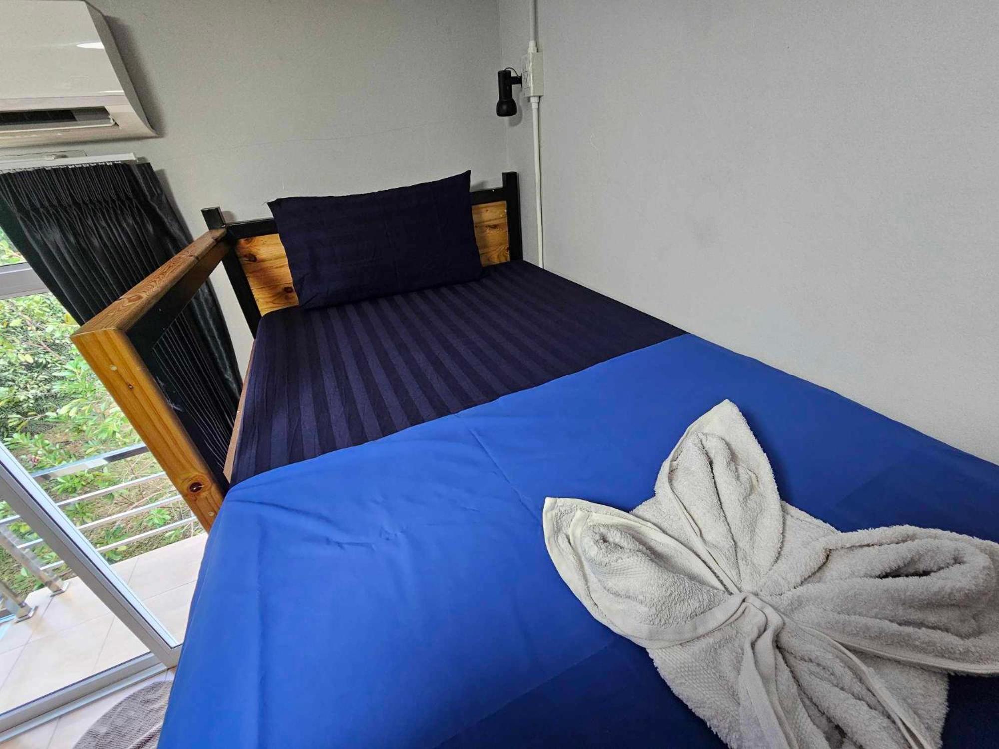 Eq Hostel 通萨拉 外观 照片