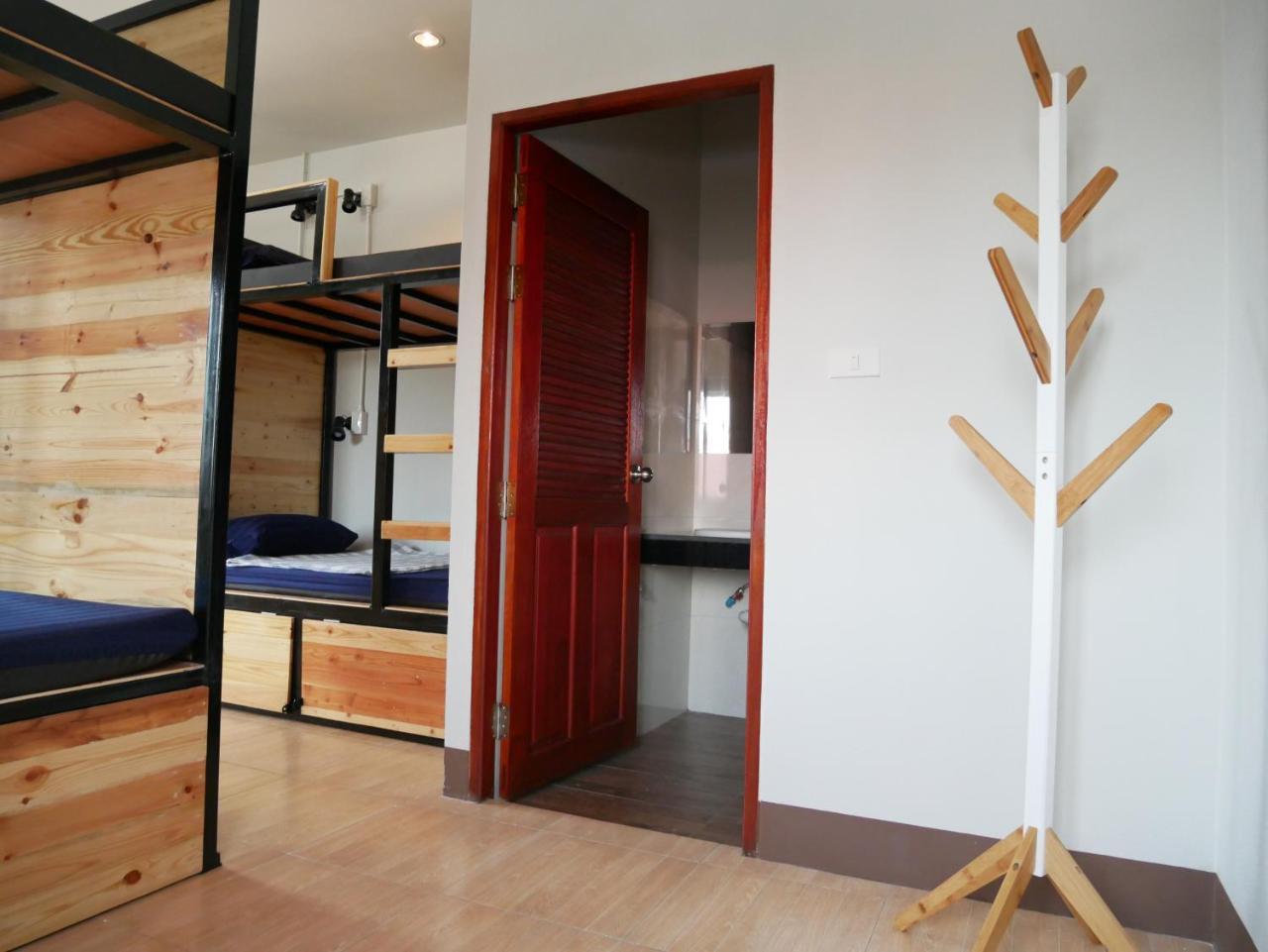 Eq Hostel 通萨拉 外观 照片