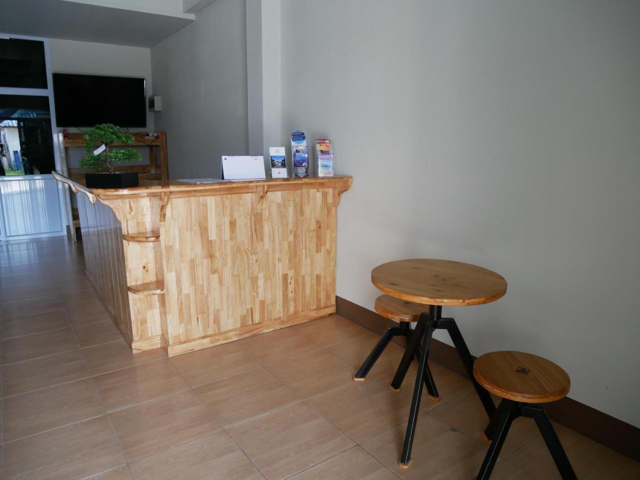Eq Hostel 通萨拉 外观 照片