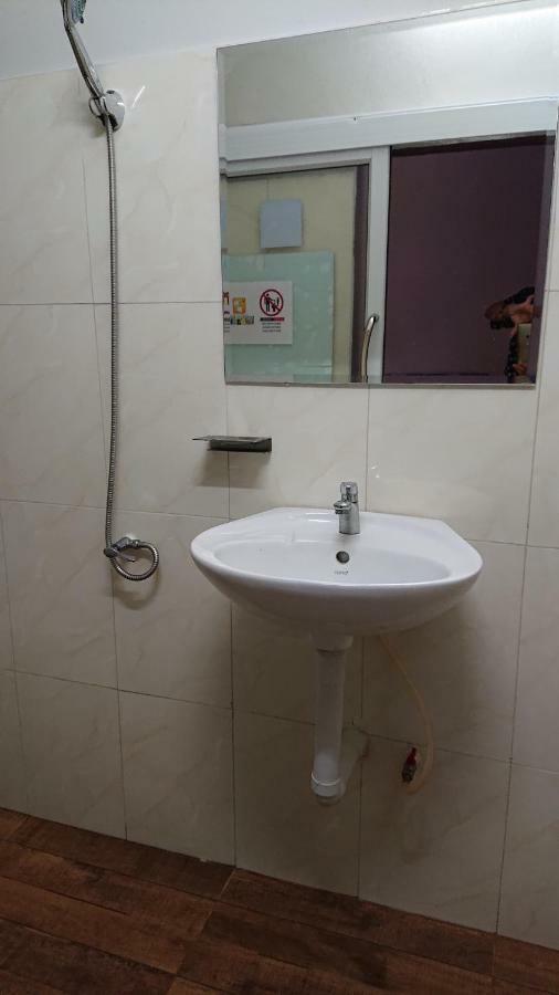 Eq Hostel 通萨拉 外观 照片